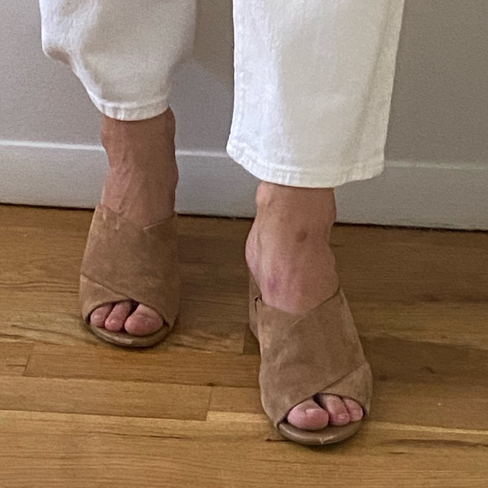 Sam Edelman tan suede heeled sandals